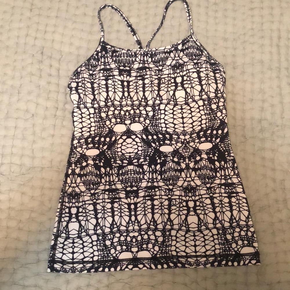 Lululemon sports tip small